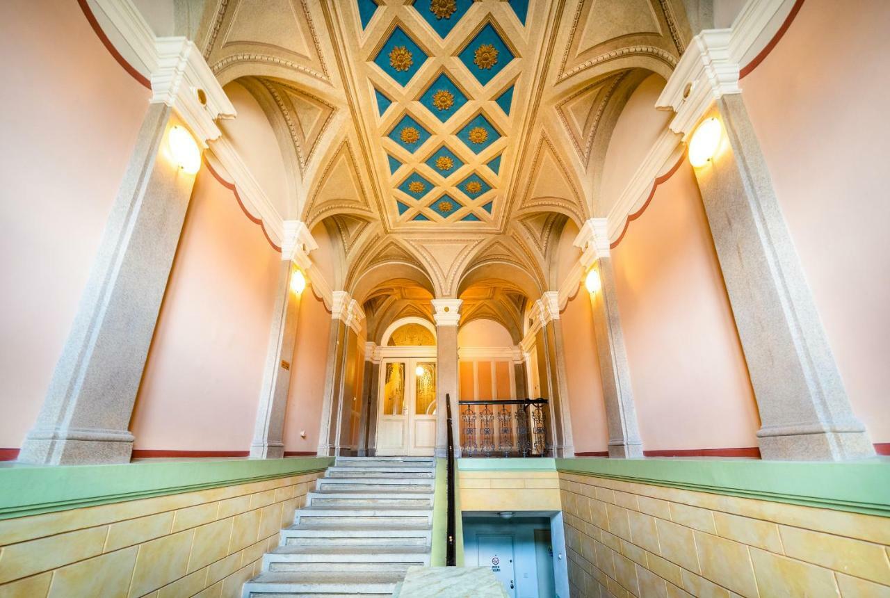 Luxurious Woodrow Wilson Apt In Prague Centre Luaran gambar